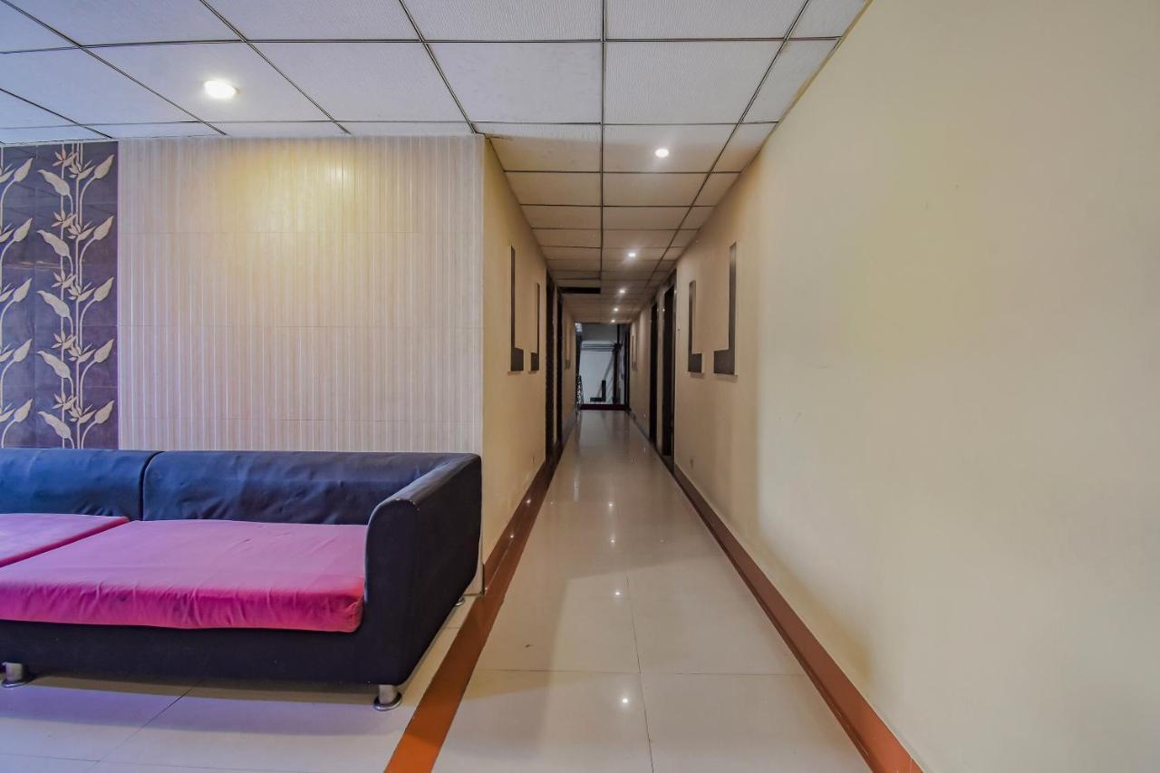 Oyo 1851 Hotel Sefali Deluxe Kolkata Eksteriør bilde